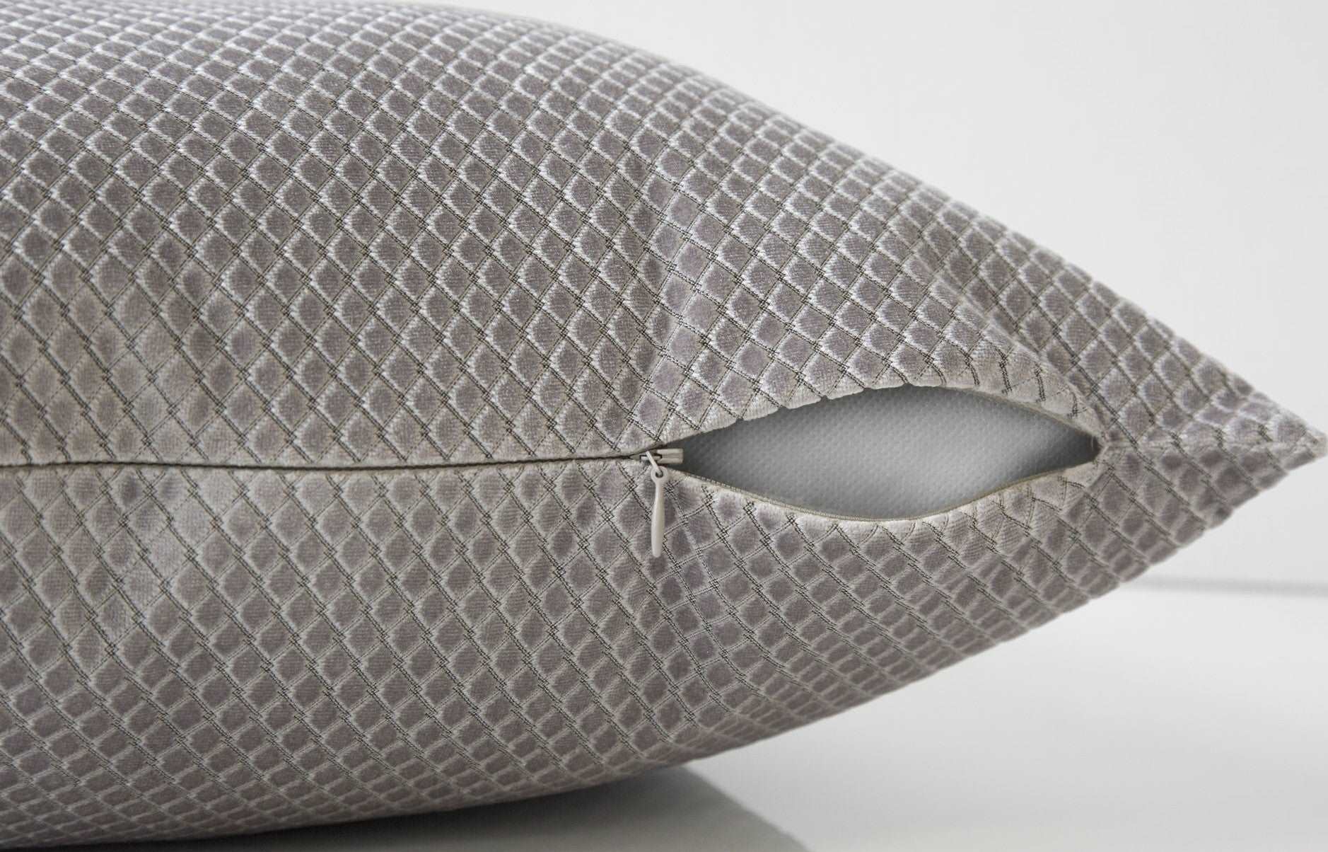 Silver Diamond Pattern Throw Pillow Zipper